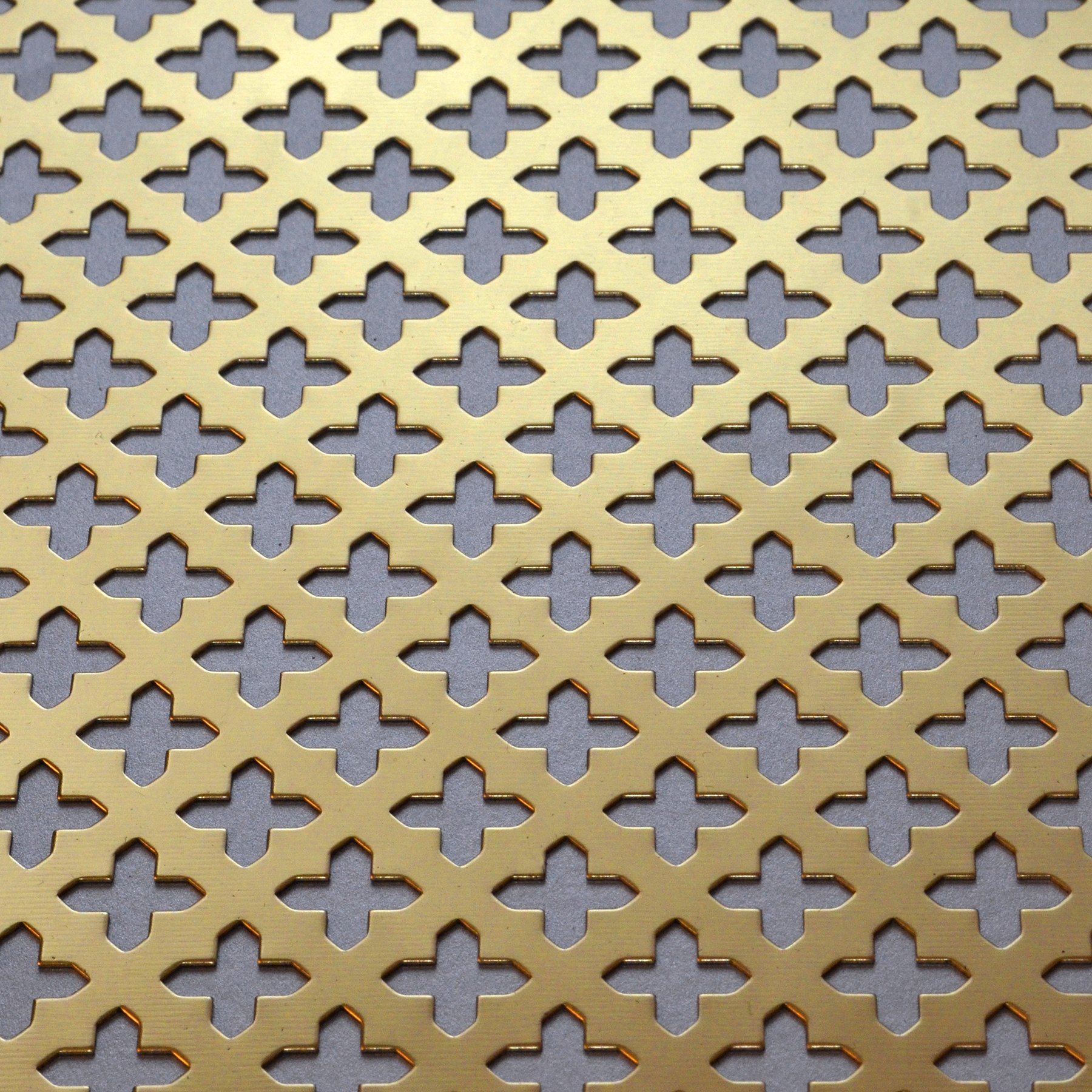 Medium Crossed Sword Grille
